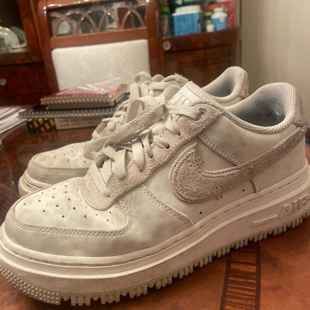 Nike Air Force 1 “Luxe”